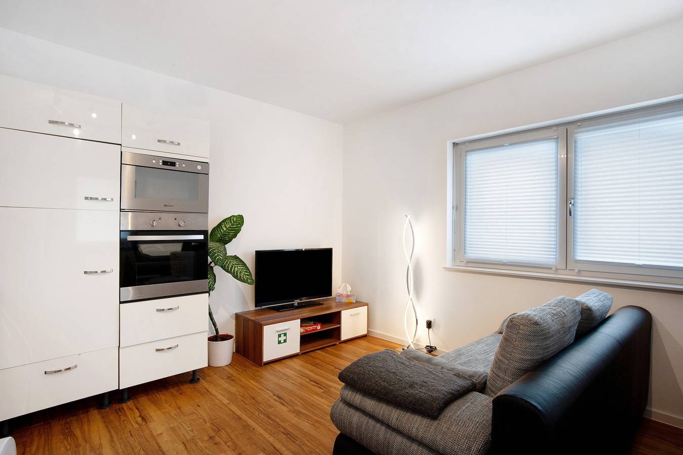 Ganze Wohnung, Ferienwohnung 'Auf Dem Land' mit Terrasse und Wlan in Apfeldorf, Romantische Straße
