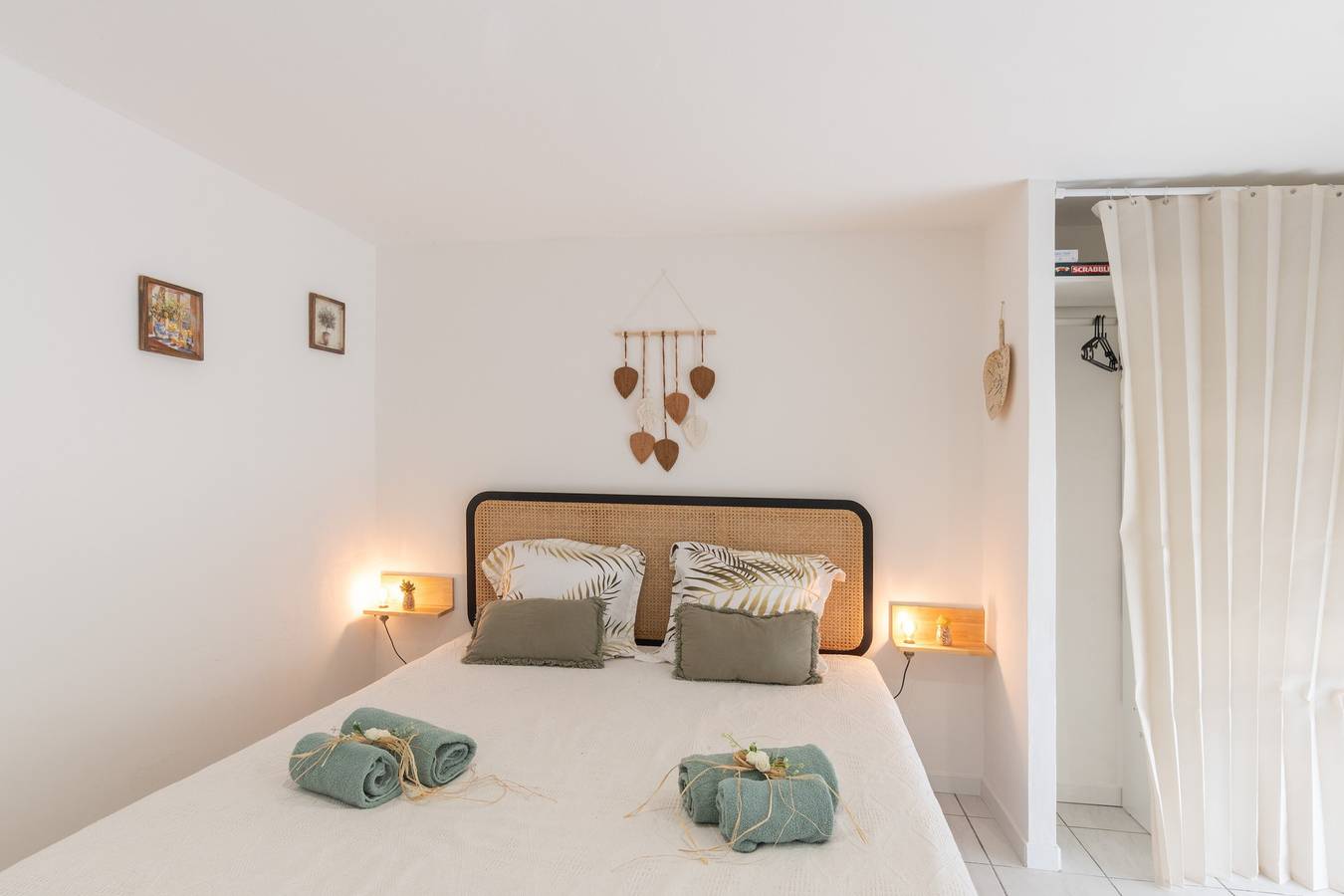 Vakantiehuis 'T1 Ardeche Vesseaux' met uitzicht op de bergen, gedeelde tuin & Wi-Fi, foto 13