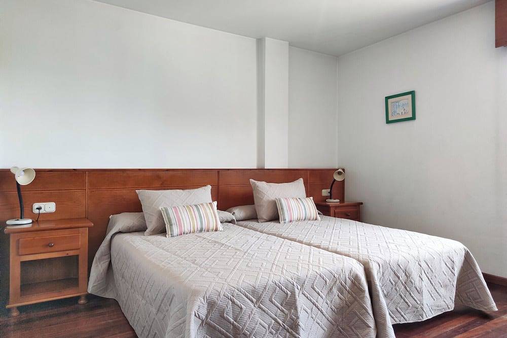 Entire apartment, Desconectaengalicia El Pescador, Vistas al Puerto, 200m Playa in Portonovo, Sanxenxo
