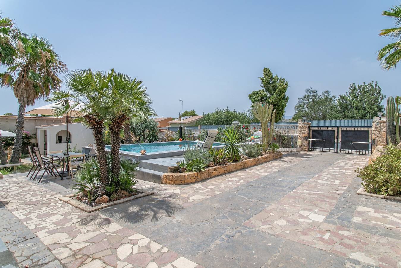 Magnifique chalet avec piscine privée et barbecue près d’El Campello et de la plage San Juan in Busot, Costa Blanca