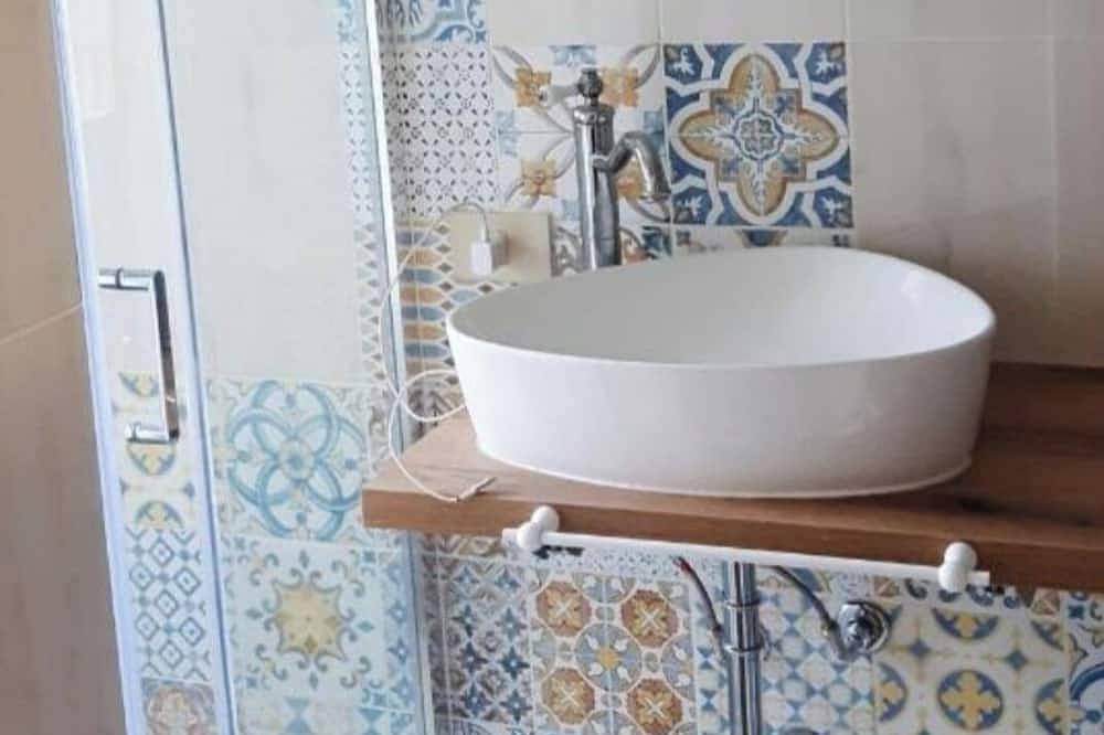Entire apartment, Castle cottage in Rosignano Marittimo, Etruscan Coast