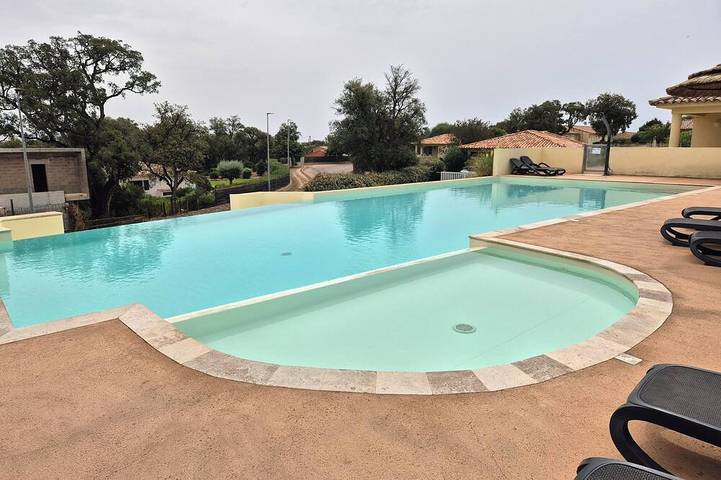 Ferienhaus für 6 Personen, mit Pool und Garten - 1