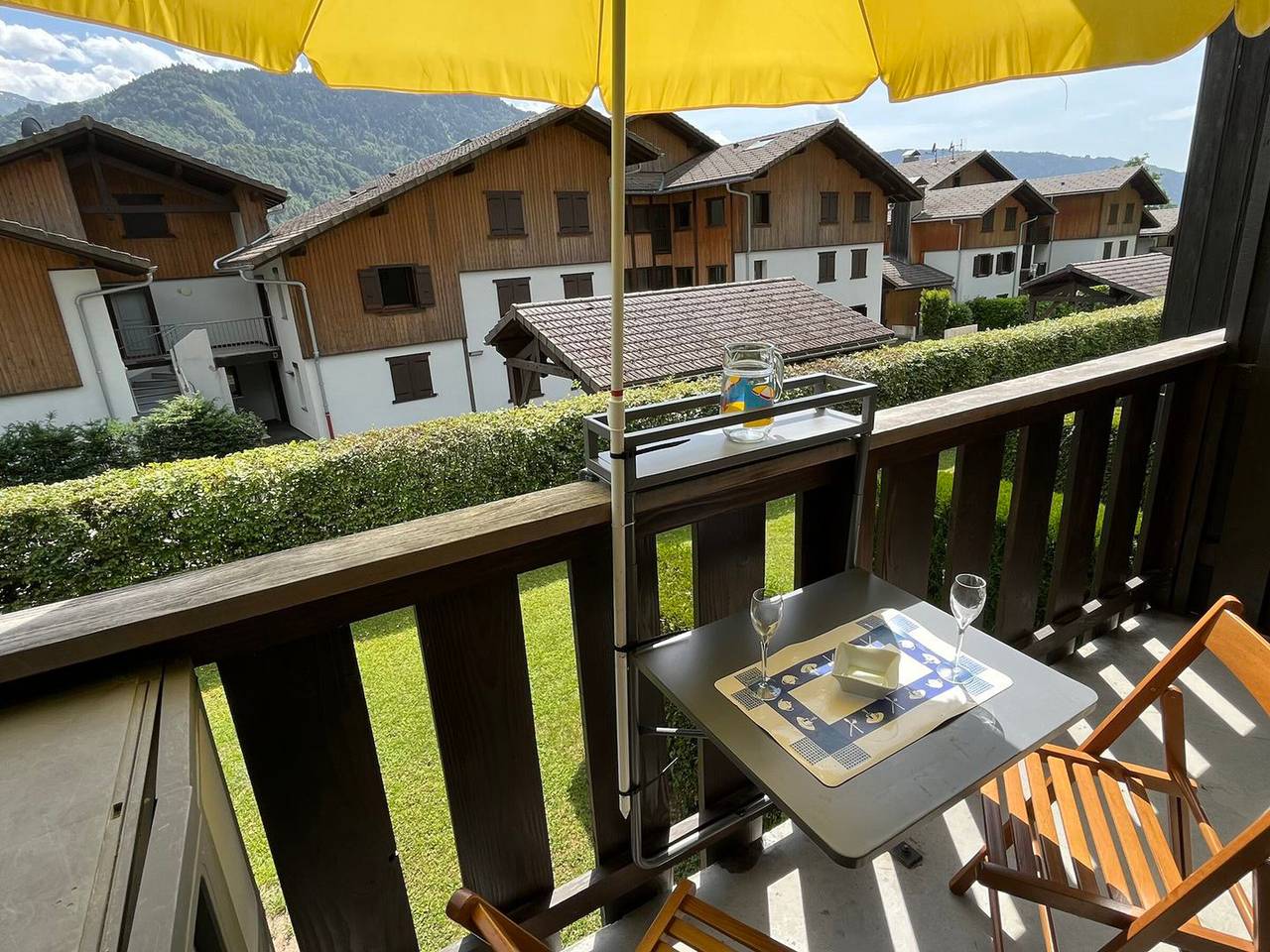 Entire studio, Studio with balcony, pets welcome - 4 guests in Samoëns, Bonneville region