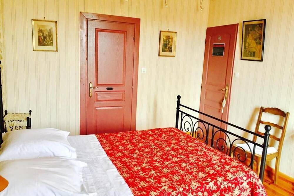 Gîtes Aux Caprices des Dieux in Marnes, Deux-Sèvres