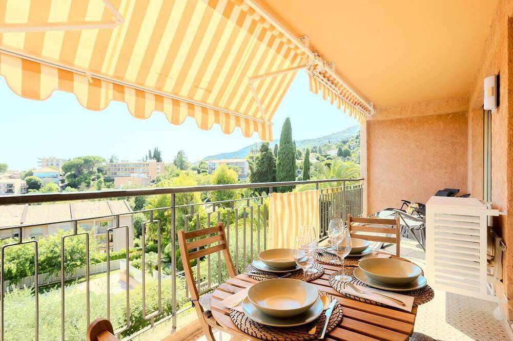 Geheel appartement, Cosy apartment in Vence with swimming pool & parking in Vence, Middellandse Zeekust (Frankrijk)