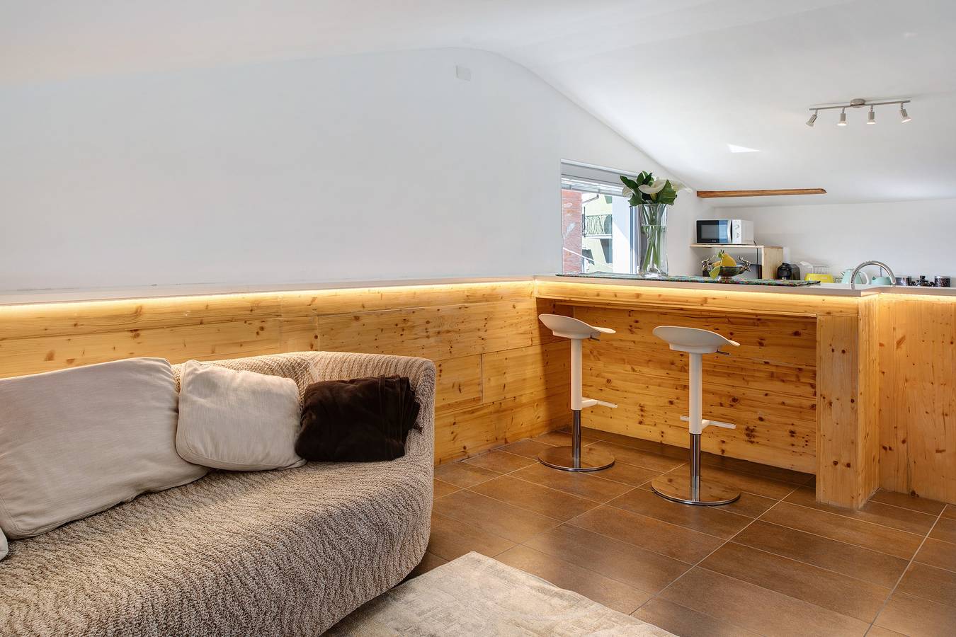 Ganze Wohnung, Ferienwohnung 'Leuscc' mit Bergblick, Wi-Fi und Klimaanlage in Montagna in Valtellina (Dorf), Montagna in Valtellina