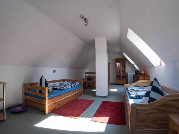 Ferienwohnung für 8 Personen, mit Garten und Sauna, kinderfreundlich in Greifswald - 4