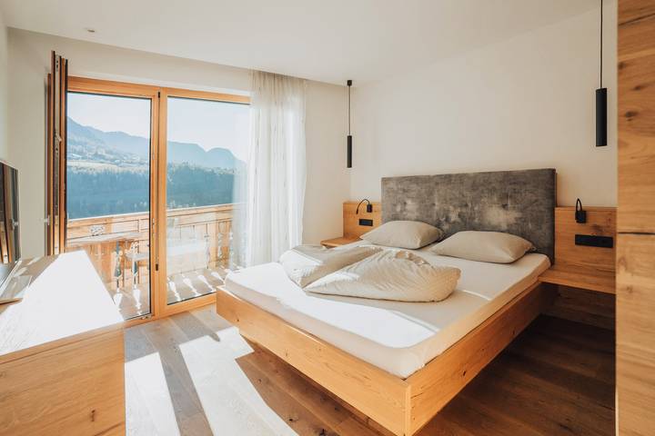 Ferienwohnung für 4 Personen, mit Balkon und Sauna sowie Garten in Riffian