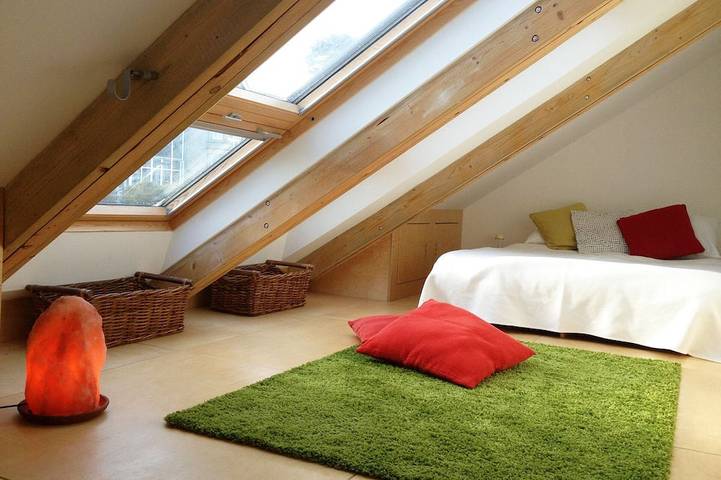 Stunning views from a beautiful spacious house close to beach and town in St. Ives, Cornwall