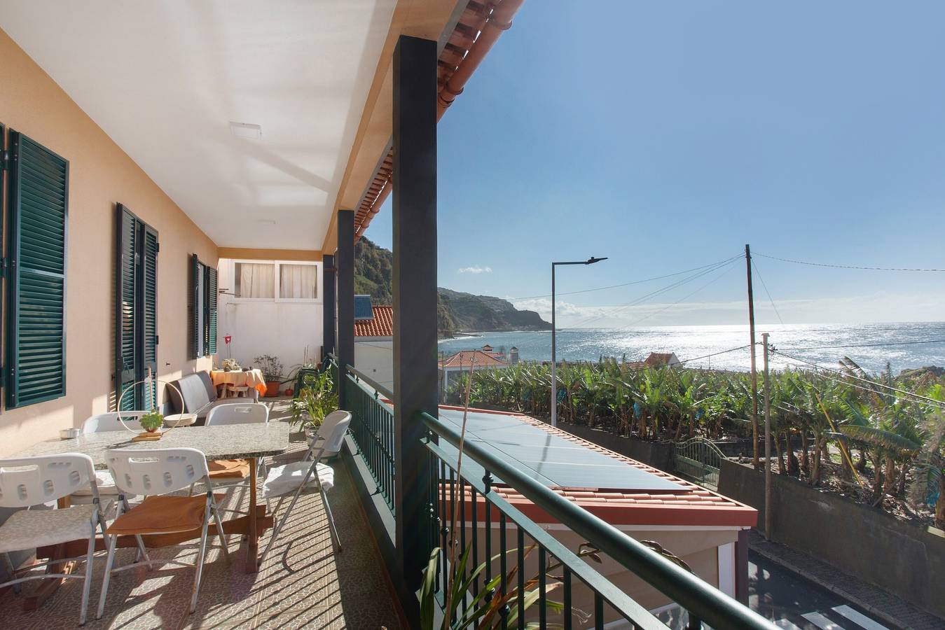 Appartement entier, Appartement 'Orquidea T3' avec vue mer, terrasse privée et Wi-Fi in Pináculo, Ponta do Sol