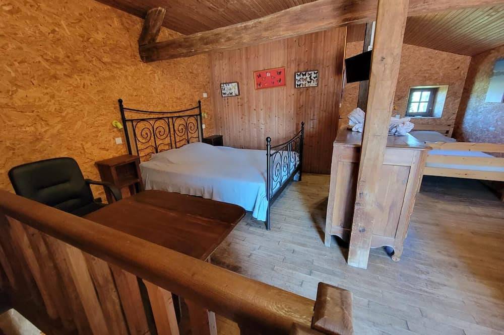 Chateau de Vermette: wedding, seminars, master class, long term rental possible in La Chapelle-Gaudin, Deux-Sèvres