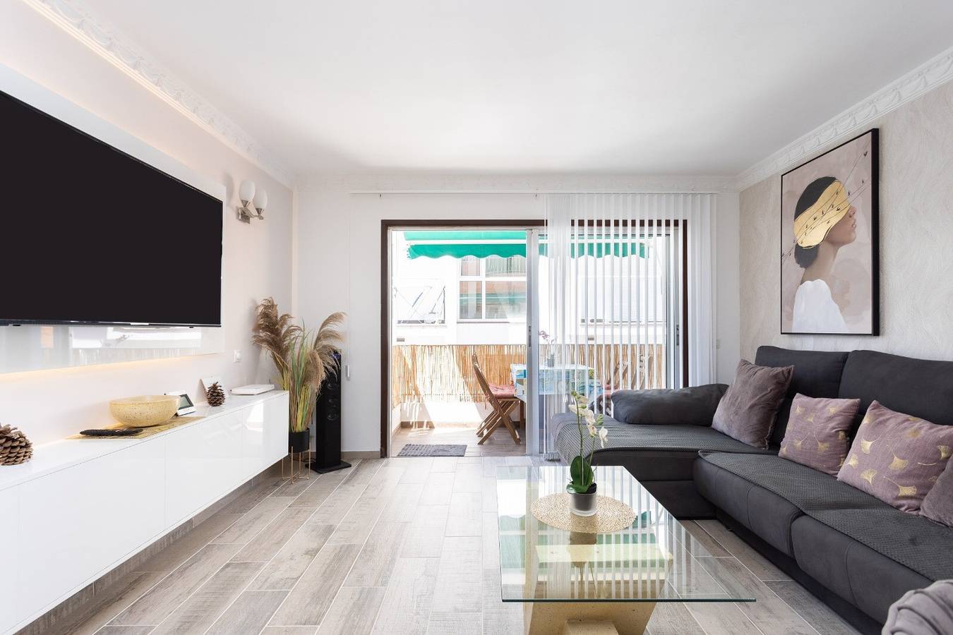 Apartamento entero, Moderno apartamento Centro Medano cerca de la playa con Wi-Fi y balcón in Playa el Médano, Granadilla de Abona