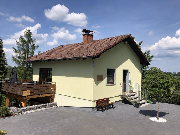 Ferienhaus für 6 Personen, mit Balkon und Terrasse sowie Garten in Lahntal-Westerwald - 2