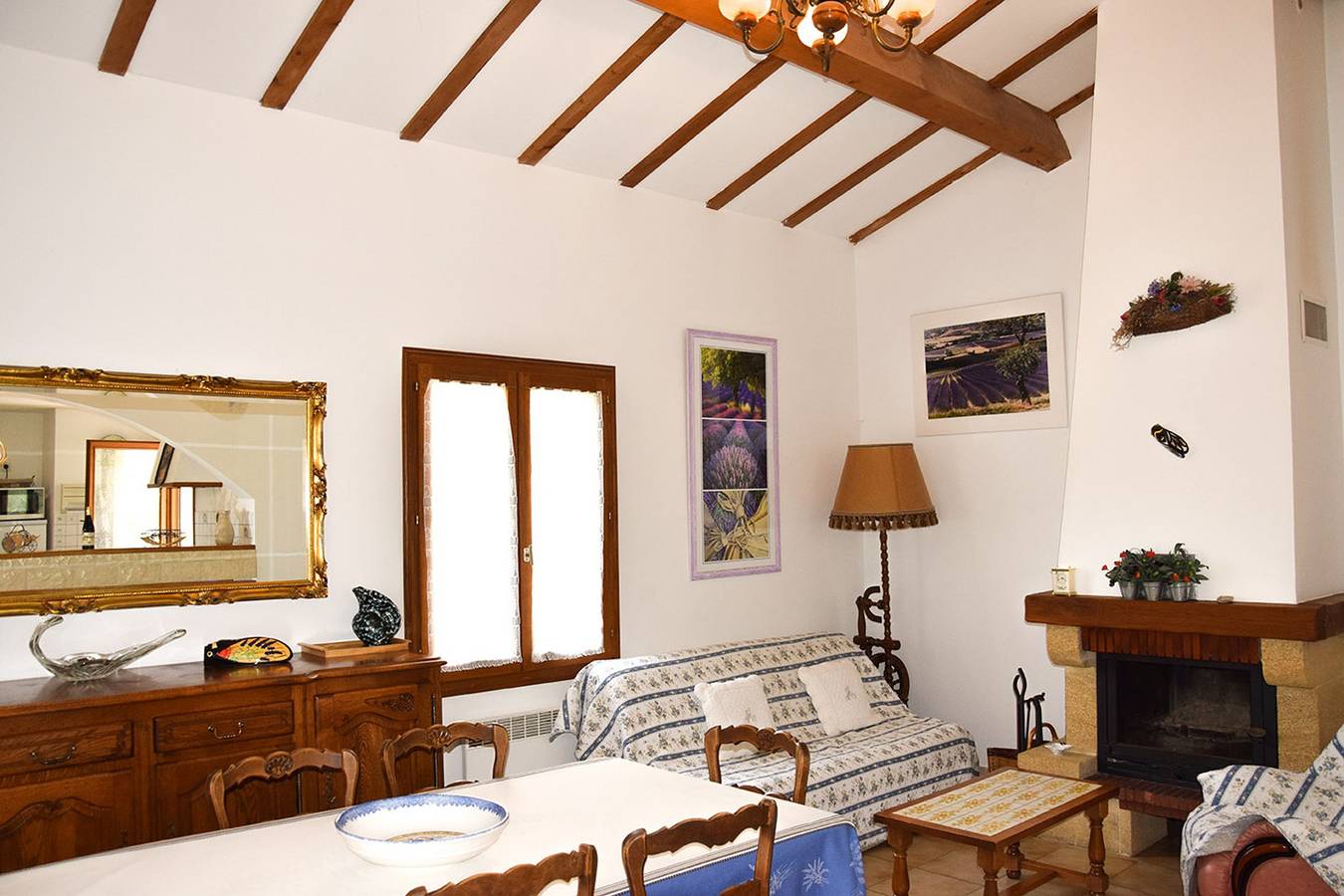 Appartement entier, Appartement chaleureux avec piscine à La Roche-sur-le-Buis - 90 m² in La Roche-sur-le-Buis, Région de nyons