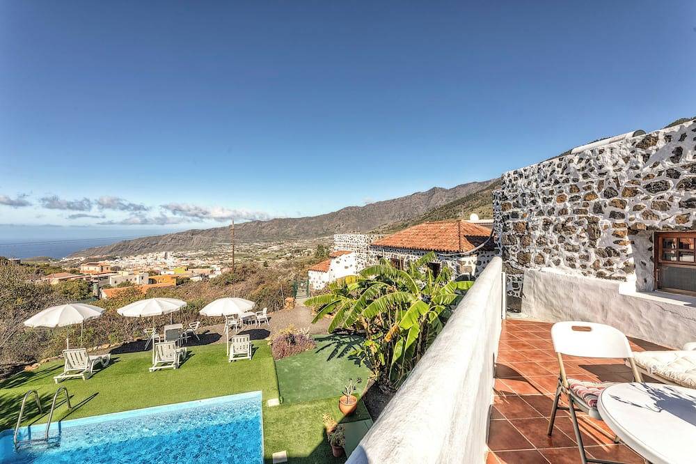 Sombrero de Pico B, El Paso, with shared pool in Retamar (Canary Islands), El Paso (La Palma)
