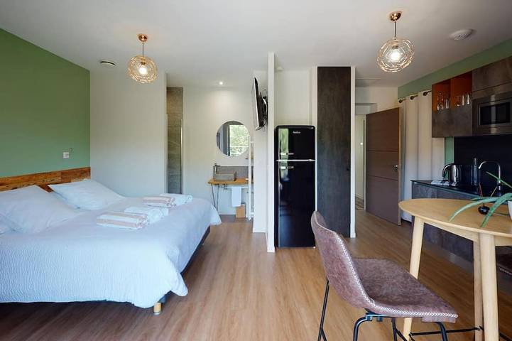 Gîte pour 2 personnes, avec piscine et jacuzzi ainsi que sauna et jardin à Ayzac-Ost - 4