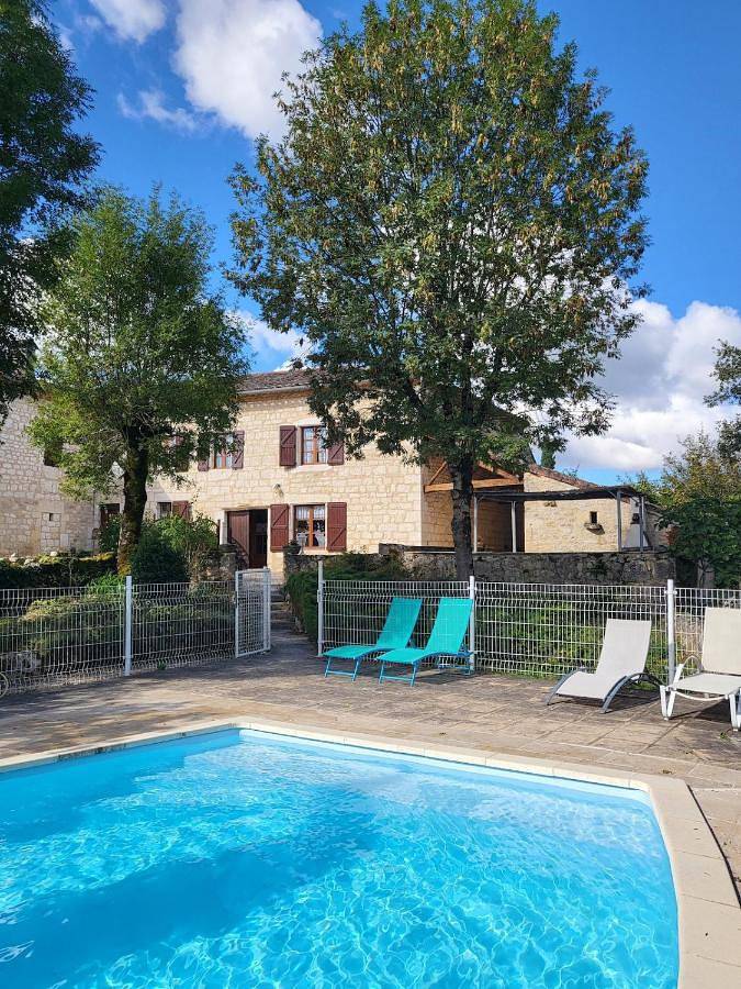 Maison de vacances pour 7 personnes, avec terrasse ainsi que jardin et piscine - 1