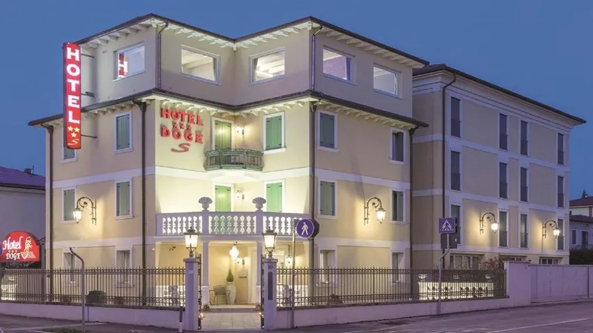 Hotel para 6 personas, con jardín - 1