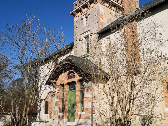 Domaine de l'Île: Maison historique avec piscine et Wi-Fi in Boulleret, Région de Bourges