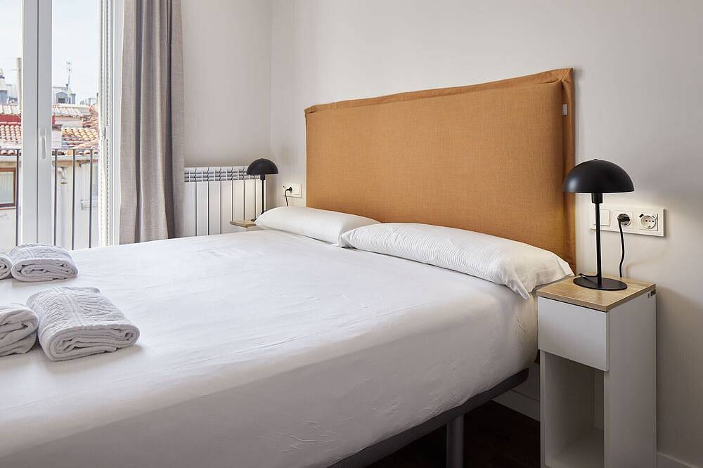 Entire apartment, Garibai - The Rentals Collection in Playa de la Concha, San Sebastian