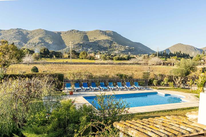 Finca mit Pool für 10 Personen, mit Terrasse und Garten in Pollença - 4