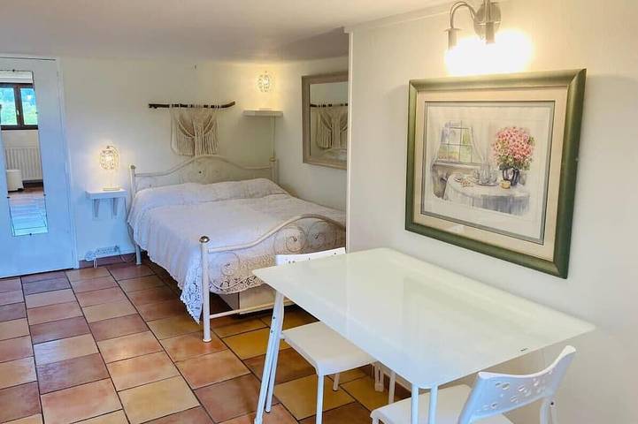 Gîte pour 2 personnes, avec balcon et jardin à Sussac - 4