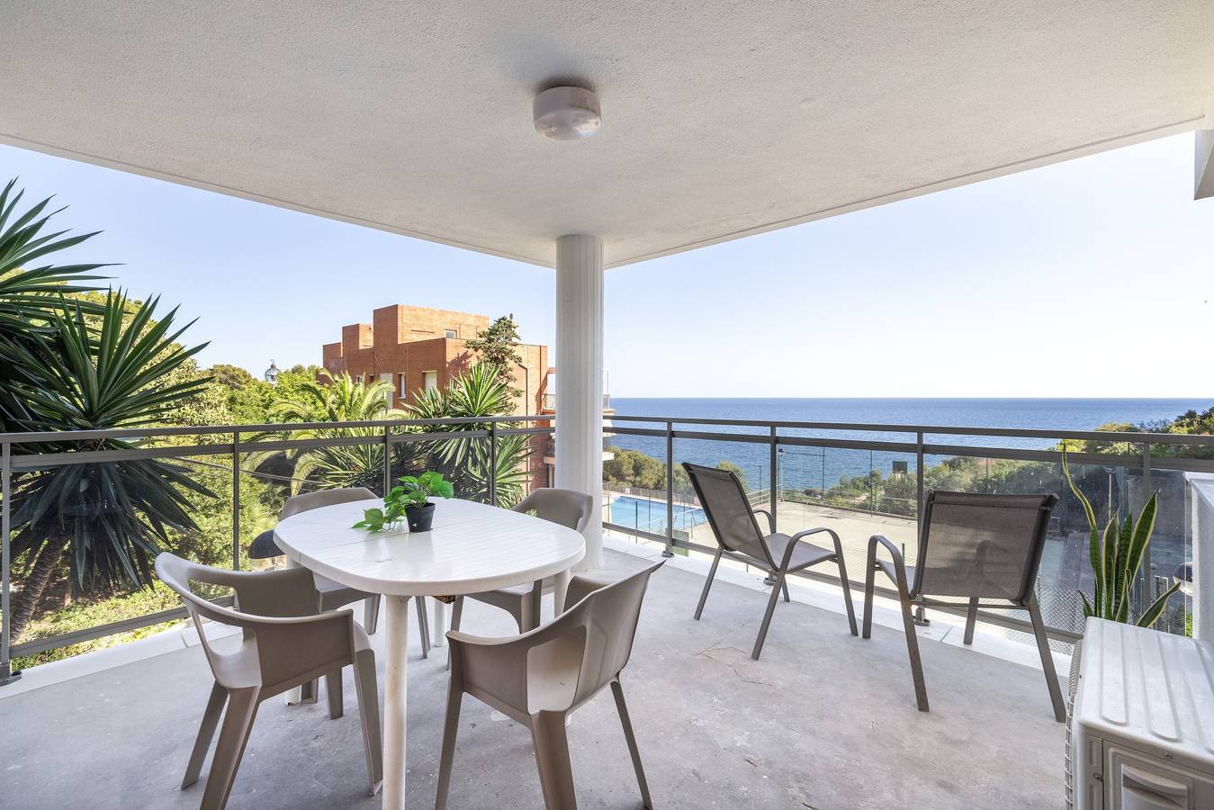 Appartement entier, Sunandbed Faro – Appartement avec vue imprenable sur la mer à Salou in Salou, Costa Dorada