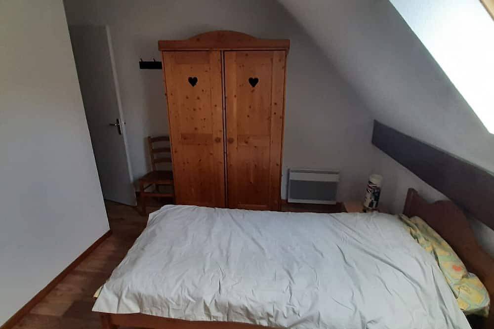 Apartamento entero, Dúplex para 8 pers. en Super-Besse con piscina in Super Besse, Besse-et-Saint-Anastaise