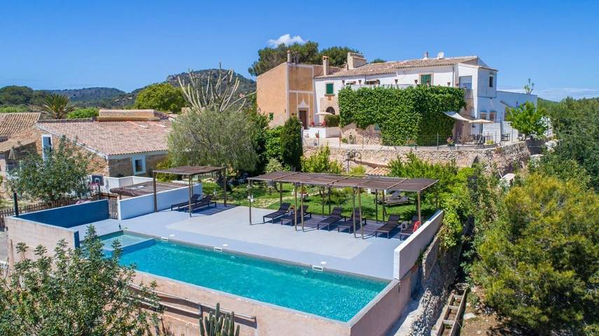 Studio für 4 Personen, mit Terrasse und Garten sowie Pool und Ausblick in S'Alqueria Blanca