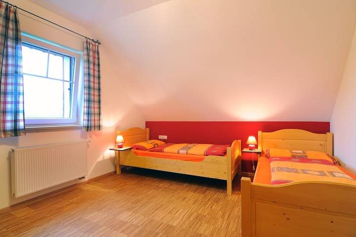 Ganze Wohnung, Gemütlicher Ort zum Ausspannen mit Panoramablick in Feuchtwangen, Romantische Straße