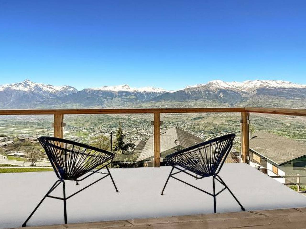 Ferienhaus für 6 Personen mit Terrasse in Les Agettes, Walliser Alpen