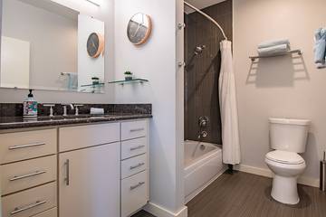 Apartment for 4 Guests in Belltown, Seattle, Picture 2