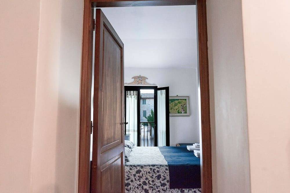 Spectacular Views  -  Charming House in Central Todi in Todi, Perugia Province