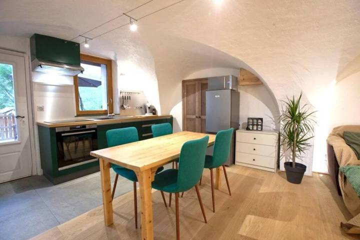 Ganze Wohnung, Ferienwohnung für 4 Personen mit Terrasse in Puy-Saint-André, Nationalpark Écrins