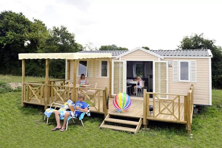 Camping pour 6 personnes à Coëx