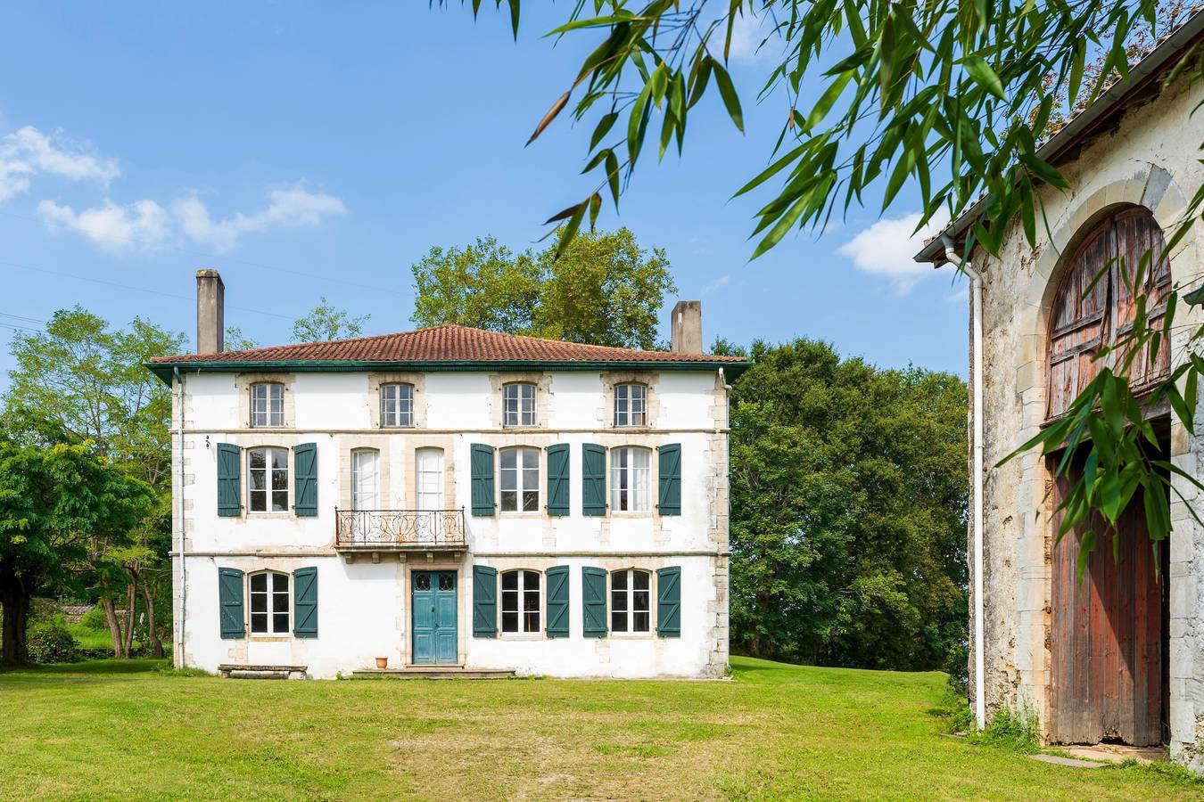 Holiday Home "Maison Etxeparea" with Wi-Fi in Ustaritz, Bayonne region
