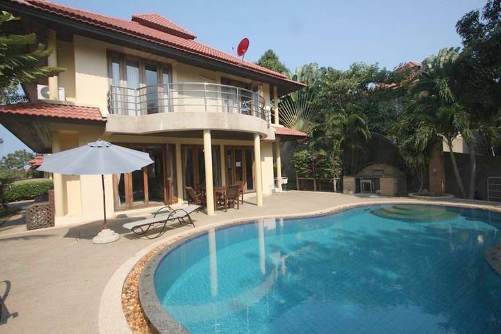 Villa mit pool für 12 Personen, mit Balkon und Garten sowie Pool auf Koh Samui