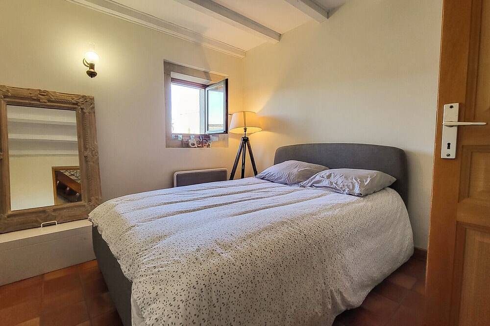 Village house with private pool, Grignan – Drôme Provençale in Grignan, Nyons region