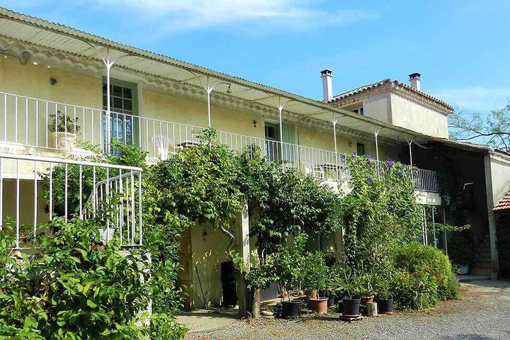 Chambre d’hôte pour 2 personnes, avec jardin et piscine à Saint-Christol-lès-Alès