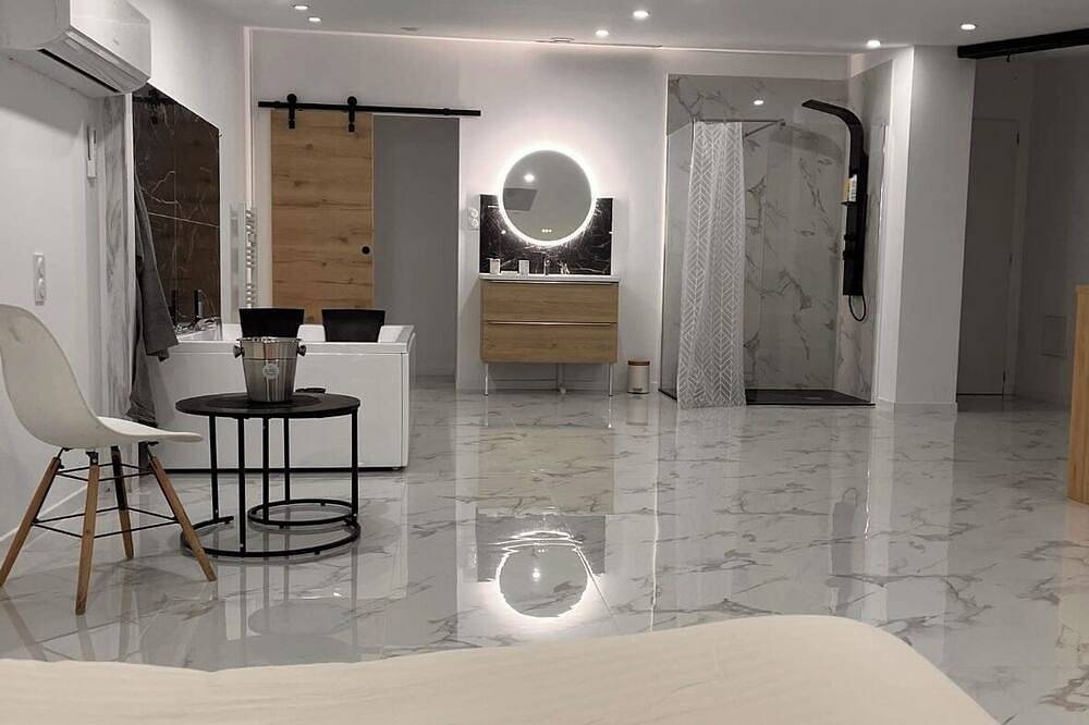 Entire apartment, Galata Garden in Béziers, Côte d'Améthyste