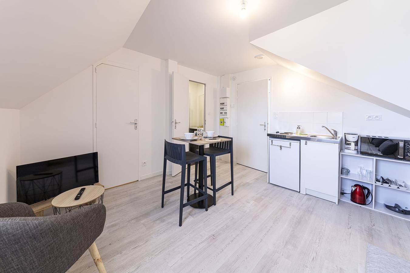 Studio entier, L'écrivain - Wifi - Saint-Serge in Angers, Région d'Angers