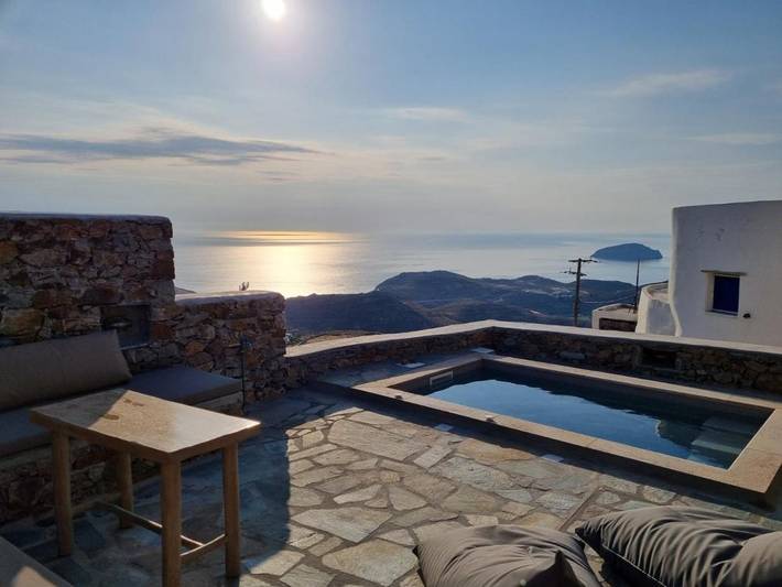 Appartement de vacances pour 2 personnes, avec vue ainsi que terrasse et piscine