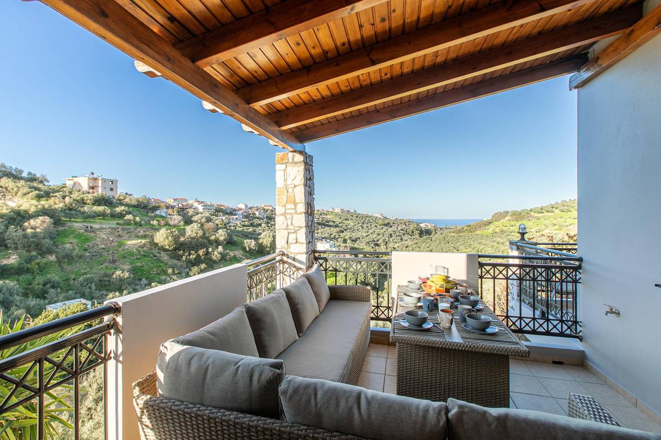 Dimosthenis in Stalos, Region de Chania