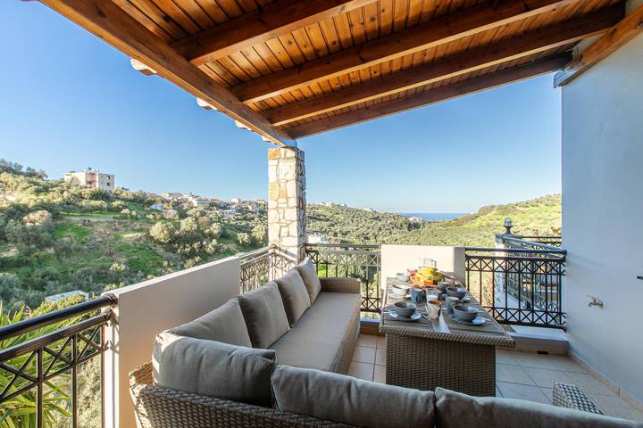 Location de vacances pour 8 personnes, avec bassin pour enfant dans Stalos - 3