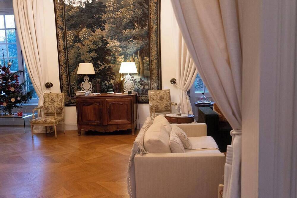 Château des Archevêques au coeur d'un village in Artannes-sur-Indre, Région de Tours