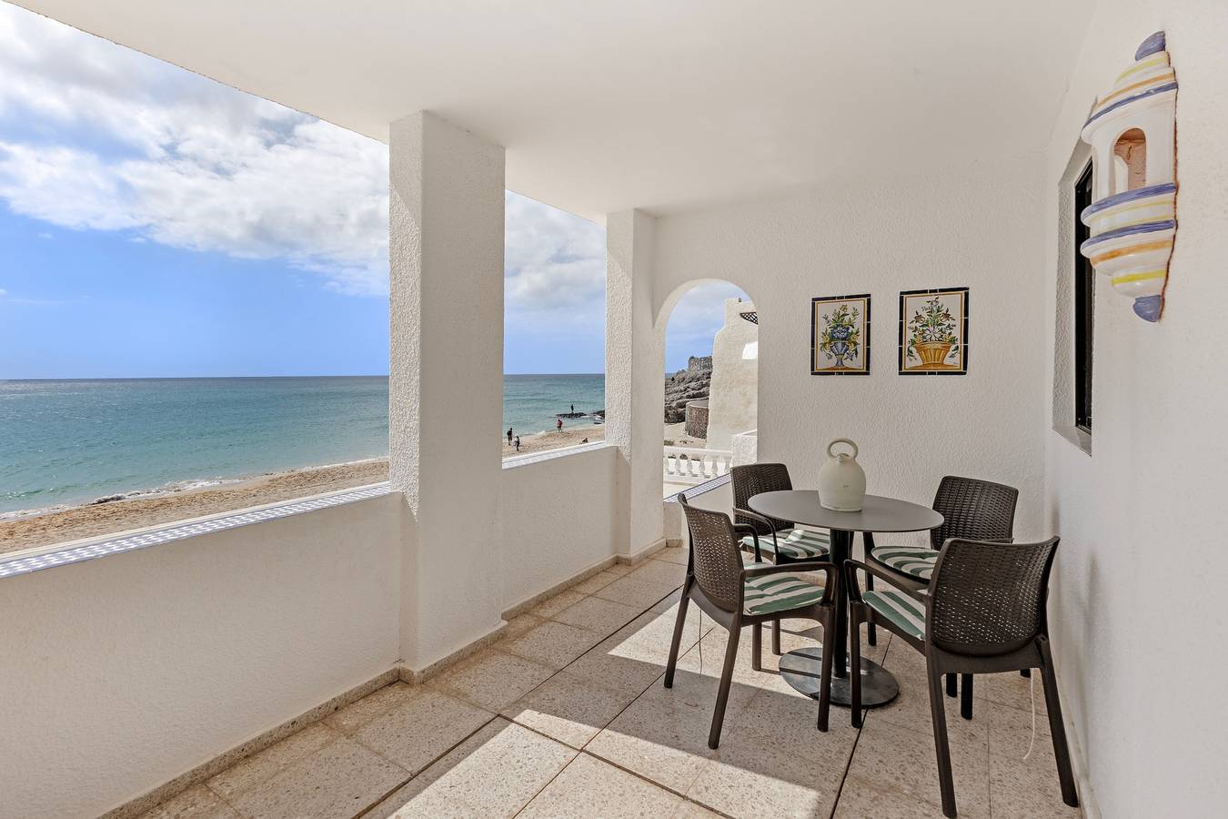 Apartamento entero, Vacaciones 'Beach House Christine' con vistas al mar, terraza privada y Wi-Fi in Costa Calma, Costa Calma sur