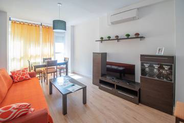 Apartment for 4 People in Playa La Victoria, Cádiz, Photo 1