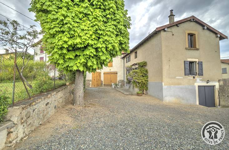Gîte pour 4 personnes, avec Balcon et Jardin à Régnié-Durette