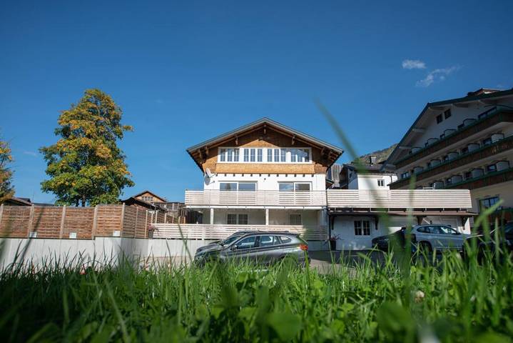 Ferienhaus für 20 Personen, mit Sauna und Terrasse im Kleinwalsertal
