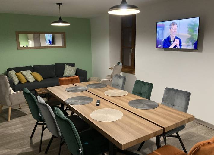 Gîte pour 8 personnes, avec jardin et terrasse, animaux acceptés dans Lagney
